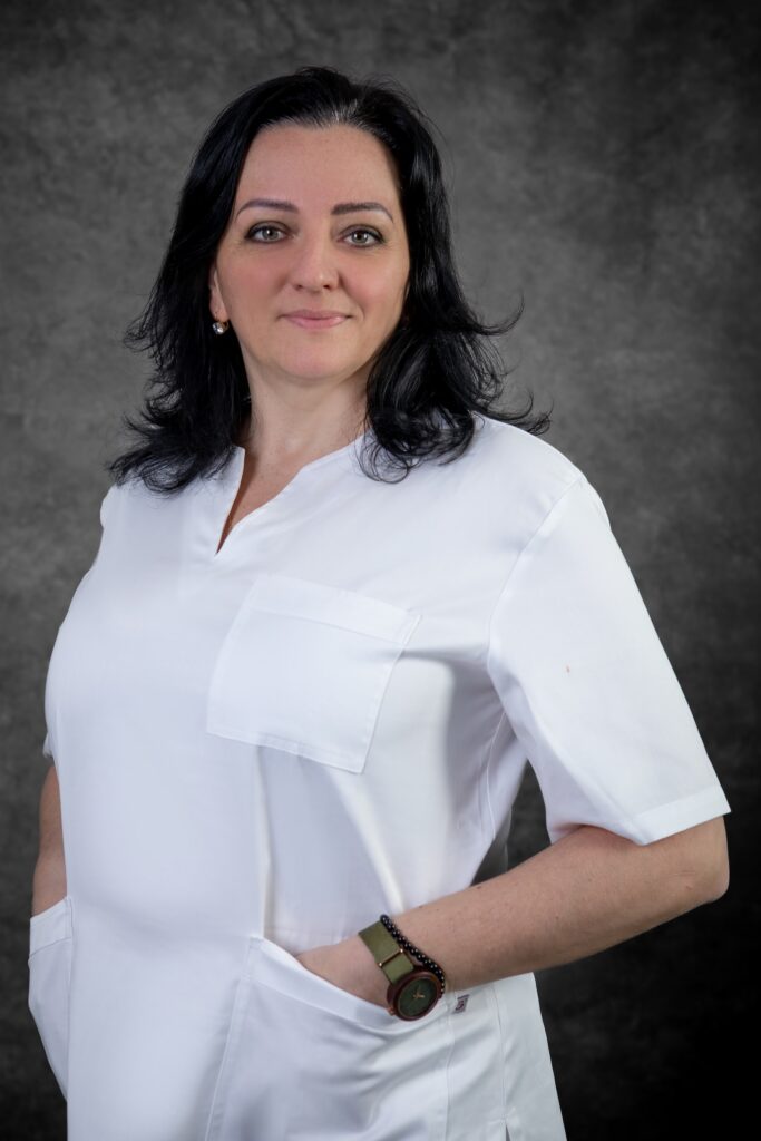 Anna Slašťanová - asistentka recepcie