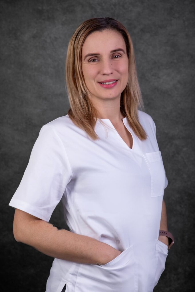 Lucia Rizmanová - asistentka recepcie